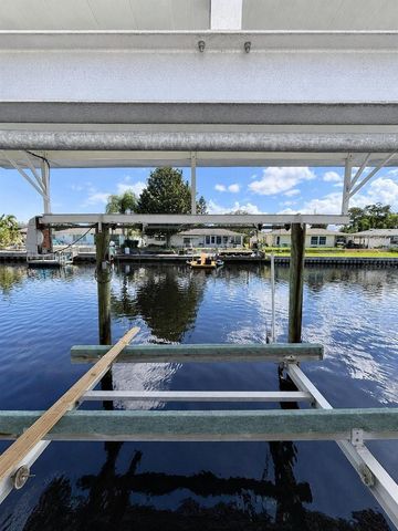 1346 CHANCELLOR DRIVE, Holiday, FL 34690