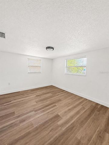 1346 CHANCELLOR DRIVE, Holiday, FL 34690