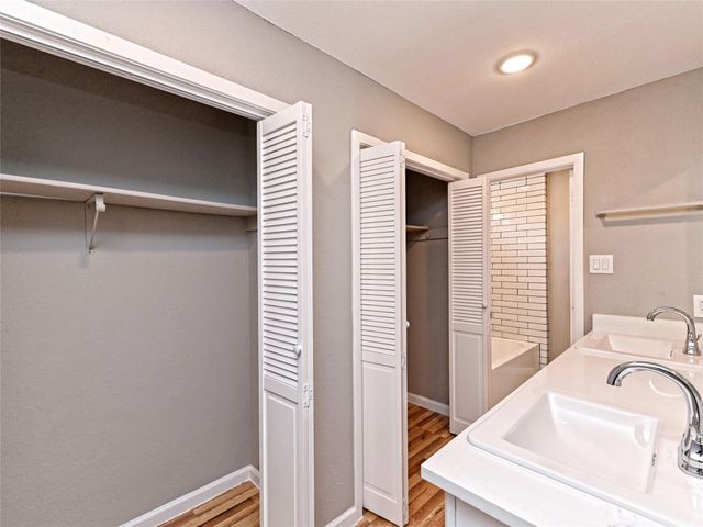 4004 Jaffna CV, Austin, TX 78749