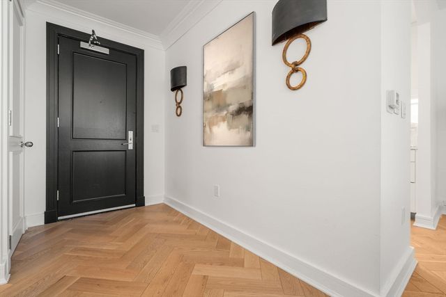 500 Atlantic Ave 18C, Boston, MA 02210