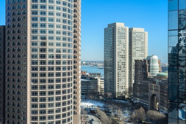 500 Atlantic Ave 18C, Boston, MA 02210