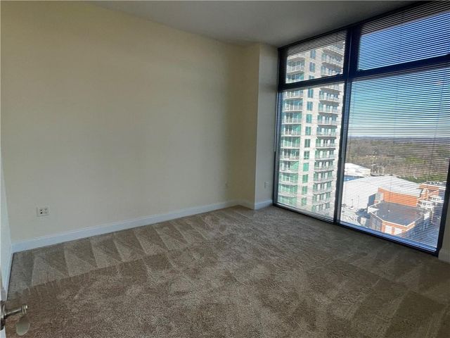 270 17th Street NW 1602, Atlanta, GA 30363