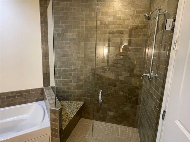270 17th Street NW 1602, Atlanta, GA 30363