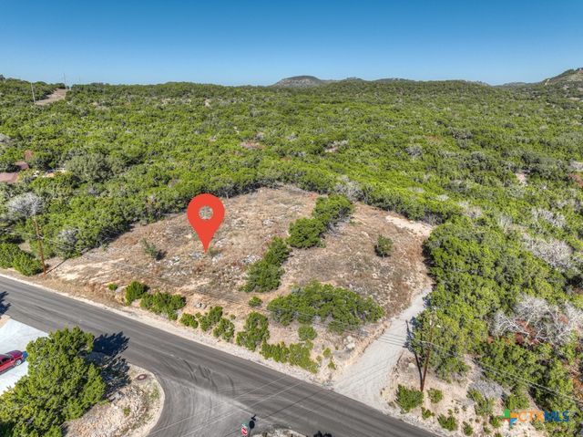 869 Flaman Road, Canyon Lake, TX 78133