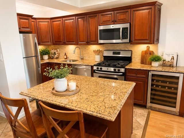 1404 Outlook Avenue 1, Bronx, NY 10465