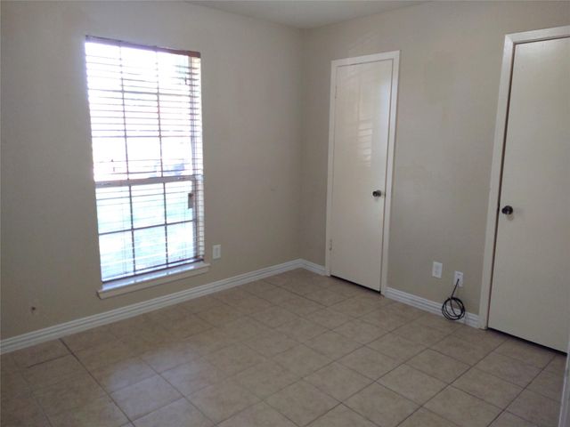 2515 Heritage Colony Drive, Webster, TX 77598