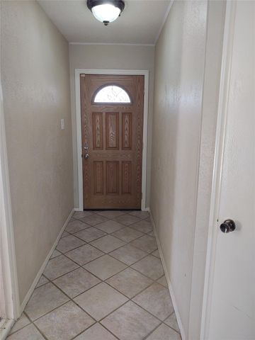 2515 Heritage Colony Drive, Webster, TX 77598