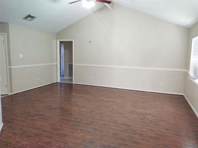2515 Heritage Colony Drive, Webster, TX 77598