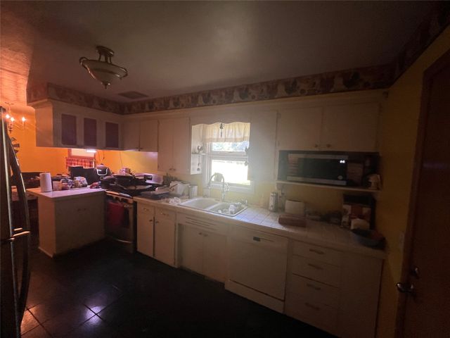316 W 11th Street S, Newton, IA 50208