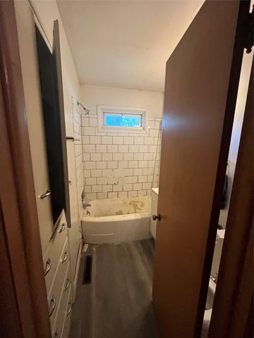316 W 11th Street S, Newton, IA 50208