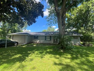 316 W 11th Street S, Newton, IA 50208