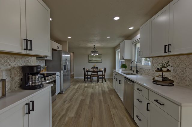 14108 E 18th Ave, Spokane Valley, WA 99037