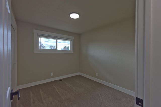 14108 E 18th Ave, Spokane Valley, WA 99037