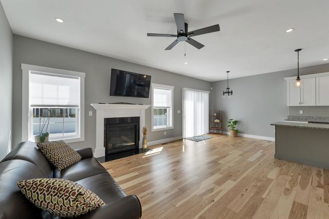 46 Bailey Drive, Rochester, NH 03868