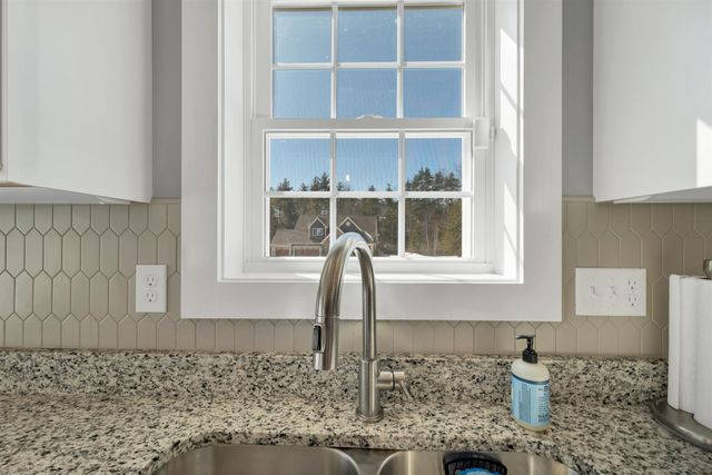 46 Bailey Drive, Rochester, NH 03868