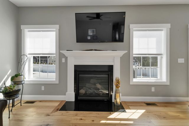 46 Bailey Drive, Rochester, NH 03868