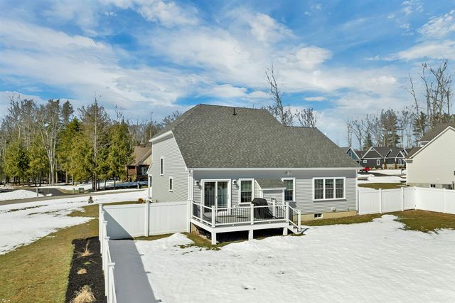 46 Bailey Drive, Rochester, NH 03868