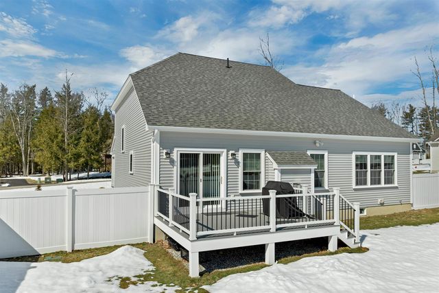 46 Bailey Drive, Rochester, NH 03868