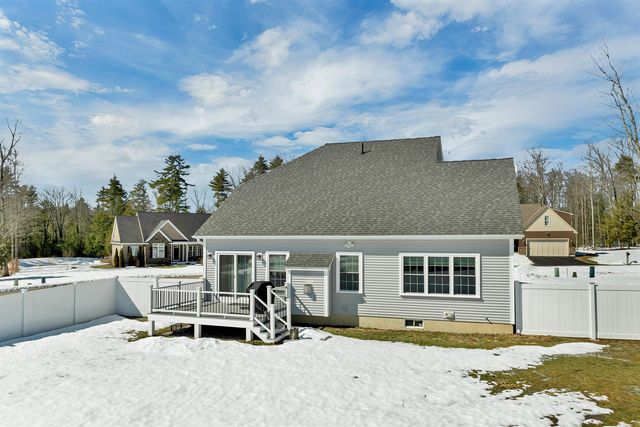 46 Bailey Drive, Rochester, NH 03868
