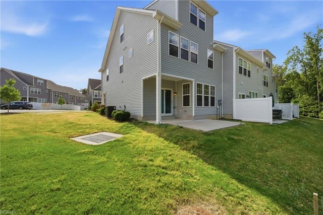7714 Leeds Castle LN, New Kent, VA 23124