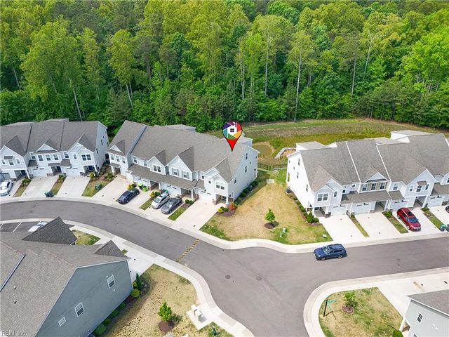 7714 Leeds Castle LN, New Kent, VA 23124
