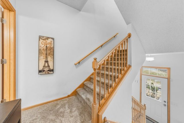 17185 72nd Avenue N, Maple Grove, MN 55311