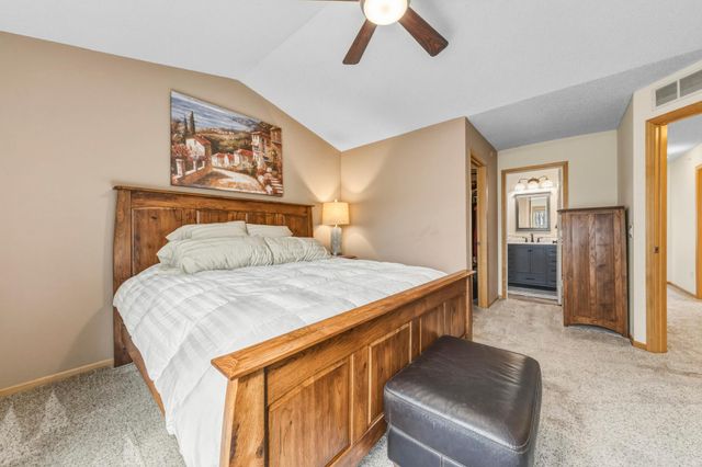 17185 72nd Avenue N, Maple Grove, MN 55311