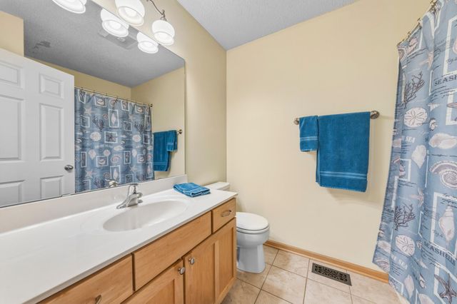 17185 72nd Avenue N, Maple Grove, MN 55311