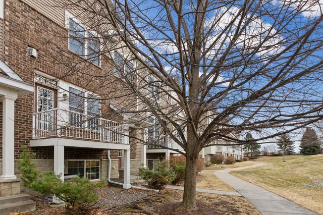 17185 72nd Avenue N, Maple Grove, MN 55311