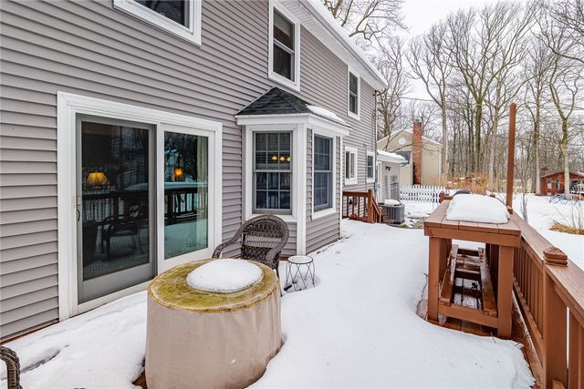 44 South Ridge Trail, Perinton, NY 14450