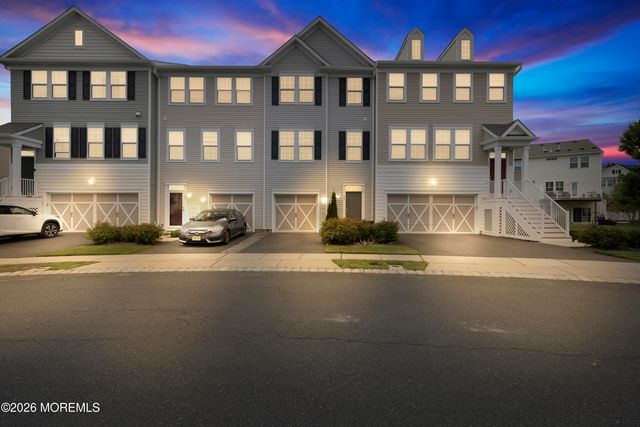 123 Beacon Lane, Eatontown, NJ 07724