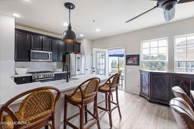 123 Beacon Lane, Eatontown, NJ 07724