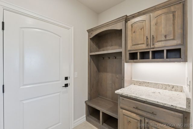 14216 S Delaware Place S, Bixby, OK 74008