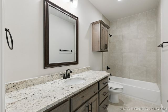 14216 S Delaware Place S, Bixby, OK 74008