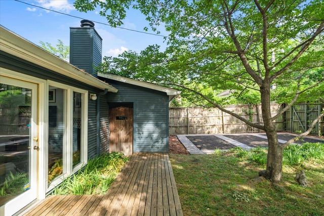 1357 CARR AVE, Memphis, TN 38104