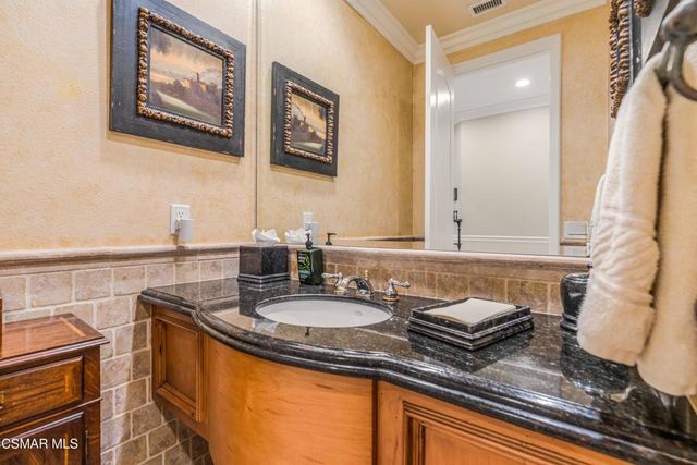 669 Noble Road, Simi Valley, CA 93065