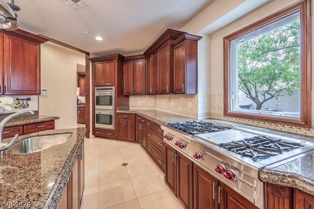 2265 Coral Ridge Avenue, Henderson, NV 89052