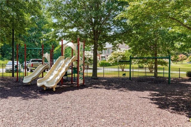 1776 Willow Branch NW Lane E, Kennesaw, GA 30152