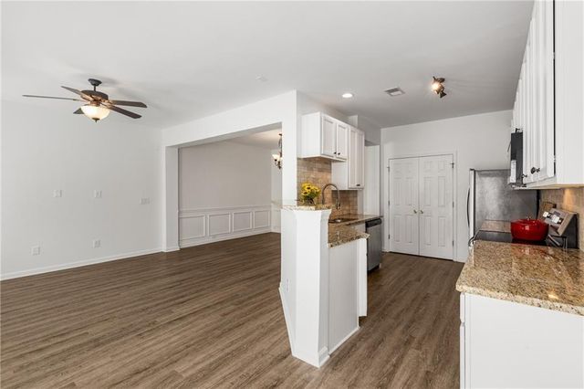 1776 Willow Branch NW Lane E, Kennesaw, GA 30152