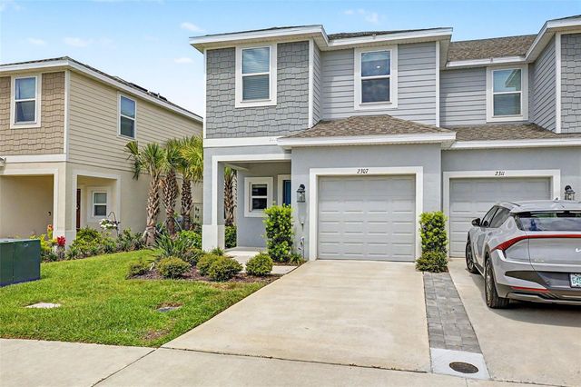 2307 PARAVANE WAY, Wesley Chapel, FL 33543
