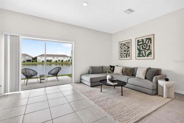 2307 PARAVANE WAY, Wesley Chapel, FL 33543