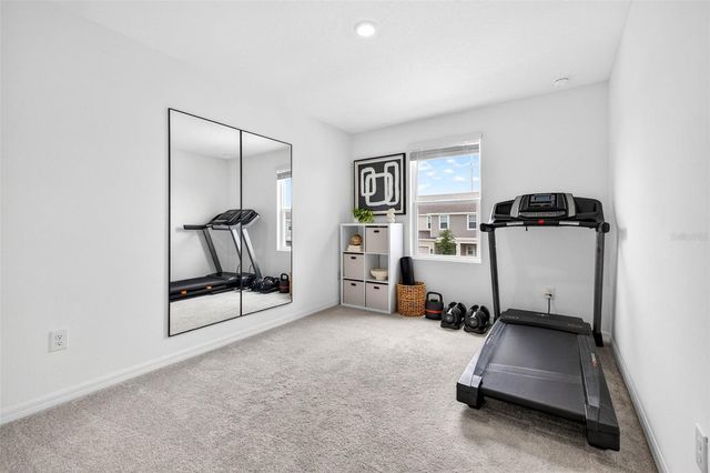 2307 PARAVANE WAY, Wesley Chapel, FL 33543