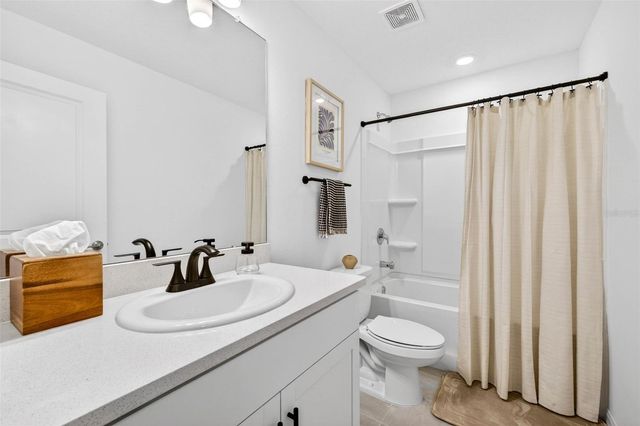 2307 PARAVANE WAY, Wesley Chapel, FL 33543