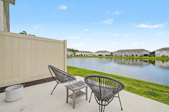 2307 PARAVANE WAY, Wesley Chapel, FL 33543
