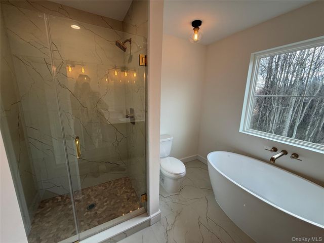 7 Morrow Court, Walden, NY 12586