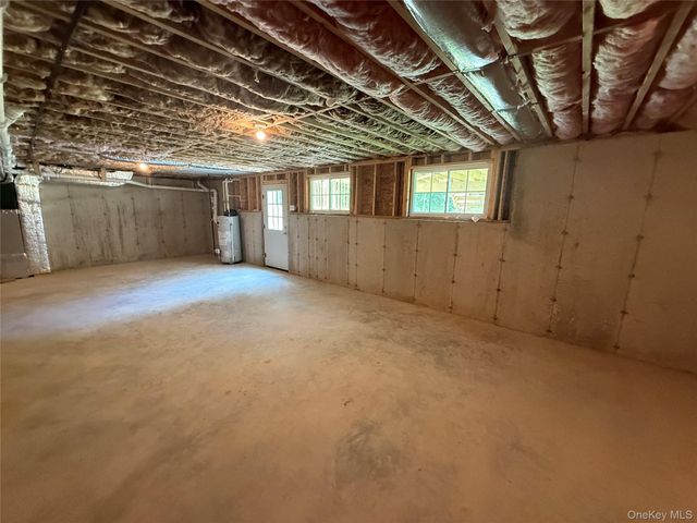 7 Morrow Court, Walden, NY 12586