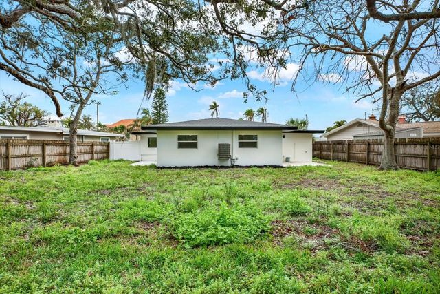 203 DRIFTWOOD DRIVE W, Palm Harbor, FL 34683