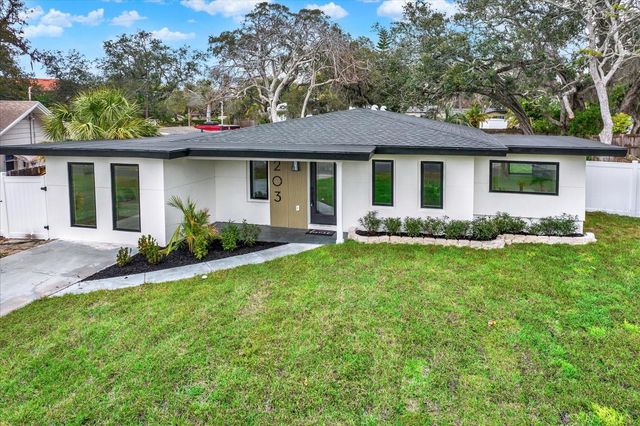 203 DRIFTWOOD DRIVE W, Palm Harbor, FL 34683