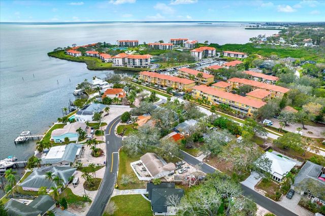 203 DRIFTWOOD DRIVE W, Palm Harbor, FL 34683