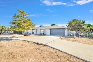 16757 Danbury, Hesperia, CA 92345